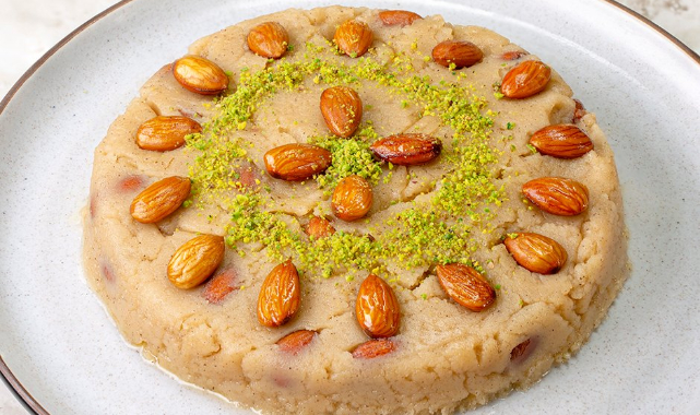 Günün Tatlısı: Helva-i Hakani