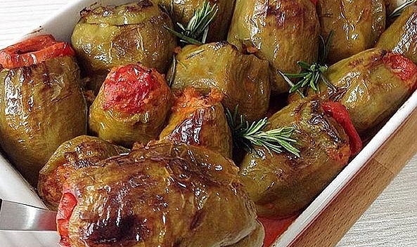 Fırında Zeytinyağlı Biber Dolması
