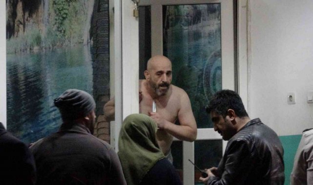 ''Bir daha cezaevine girmek istemiyorum'' dedi, polisten kaçıp 9 kişiyi rehin aldı