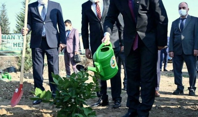 &#039;Öğretmenler Günü Hatıra Ormanı&#039;na 50 fidan dikildi