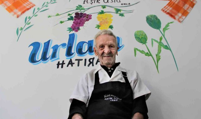 83 yaşındaki katmer ustası &#039;Aşık Usta&#039; dinçliğiyle dikkat çekiyor