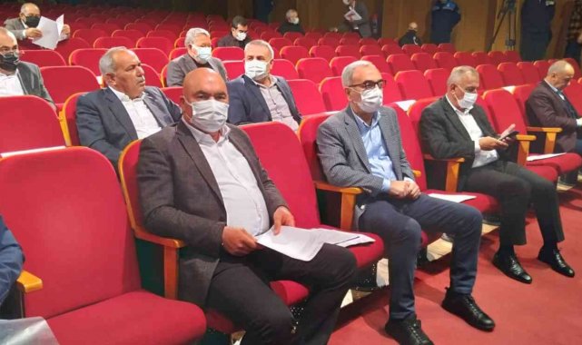 Adana Büyükşehir Belediye bütçesi oy birliğiyle kabul edildi