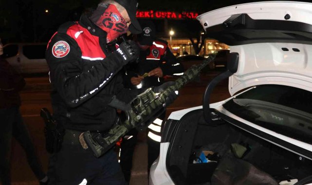 Adana'da hava destekli huzur uygulaması: 21 kişi yakalandı