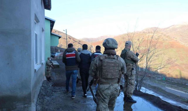 Adıyaman'da 61 kişi terör suçundan hakim karşısına çıktı
