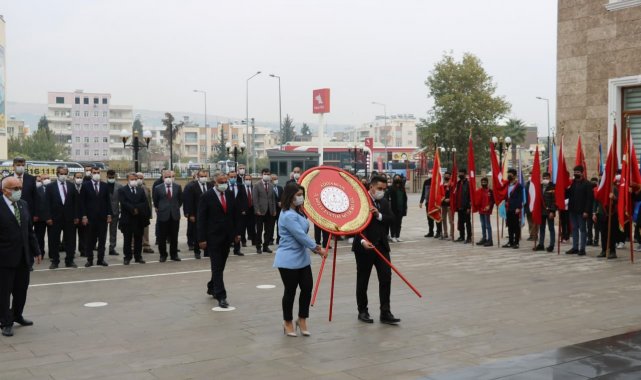 Adıyaman'da Öğretmenler Günü kutlandı