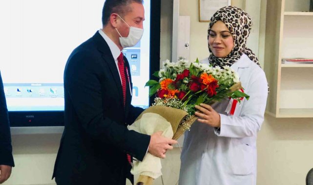 Ağrı Milli Eğitim Müdürü Kökrek'ten öğretmene doğum günü sürprizi