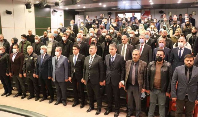 Ahlat'ta "Tarihin Görgü Tanıkları Ayağa Kalkıyor Projesi" tanıtım filminin gösterimi yapıldı