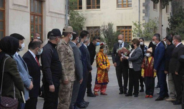 Aile ve Sosyal Hizmetler Bakanı Derya Yanık, Kilis'te