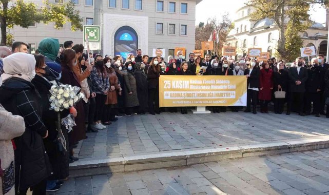 Ak kadınlar "kadına şiddete hayır" dedi
