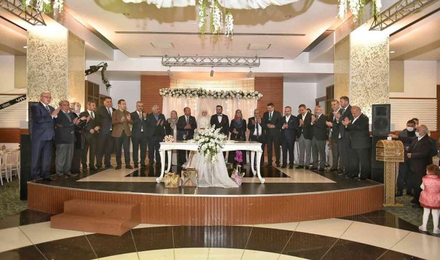 AK Parti Çorum Milletvekili Kavuncu'nun mutlu günü