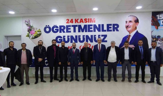 Akçakale'de öğretmenler için türkü gecesi