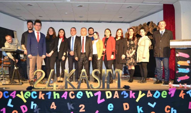 Alaçam'da Öğretmenler Günü kutlandı