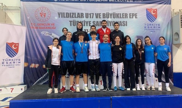 Alanyaspor Eskrim Takımı, Kocaeli'nde 4 madalya kazandı