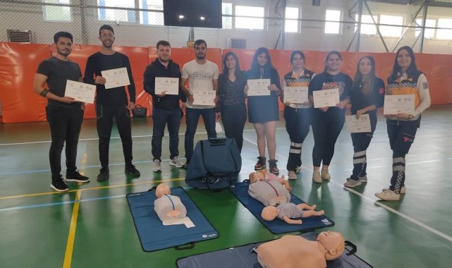 ALKÜ'de 'Her Öğretmen Bir İlk Yardımcı' projesi tamamlandı