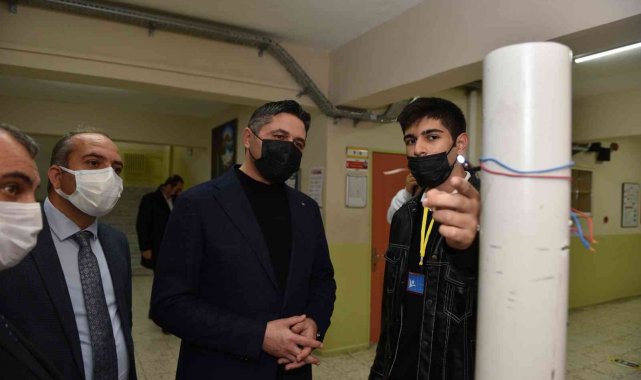 Alp Oğuz Anadolu Lisesi'nde TÜBİTAK Bilim Şenliği: 19 proje sergilendi