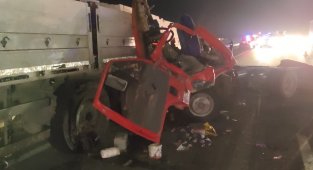 Ankara'da zincirleme kaza: 1'i ağır 6 kişi yaralandı