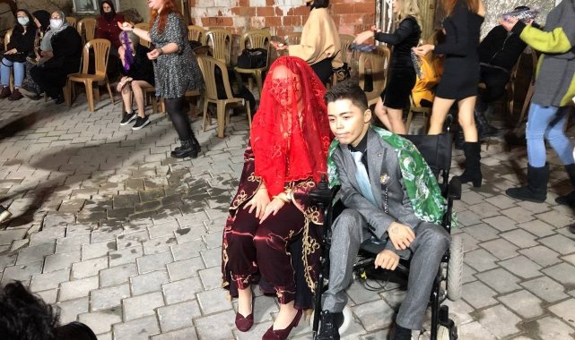 Aşk engel tanımadı