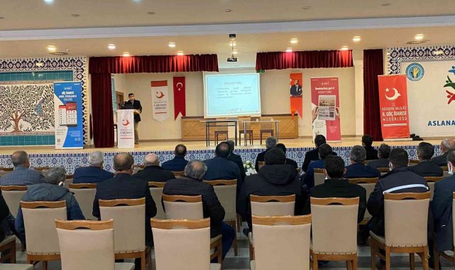 Aslanapa'da muhtarlar çalıştayı