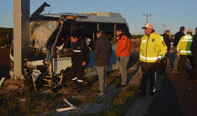 Ayvalık'ta bozuk yol ve güneş kazaya neden oldu: 10 yaralı