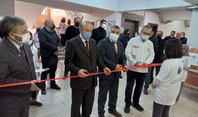 Aziz Mahmut Hüdayi İmam Hatip Ortaokulu'nda açılışlar