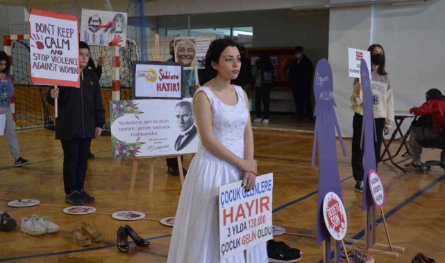Bafra Anadolu Lisesi öğrencilerinden "Kadına şiddete hayır" etkinliği