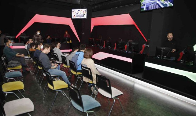 Başakşehir dijital drone yarışması ayakları yerden kesti