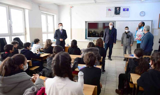 Başkan Balcı'dan her gün 1 okul ziyareti