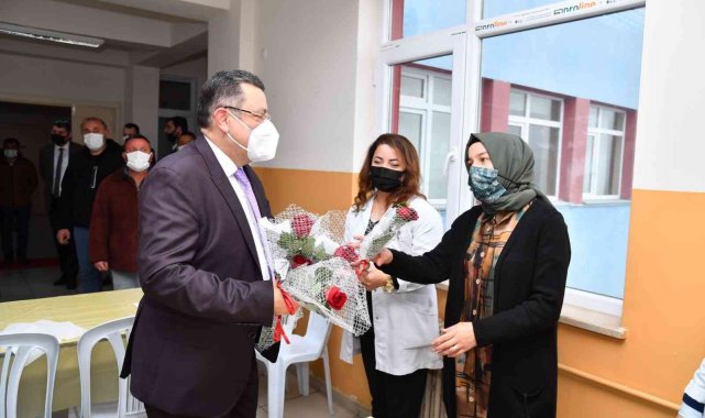 Başkan Genç, öğretmenlerin mutluluğuna ortak oldu