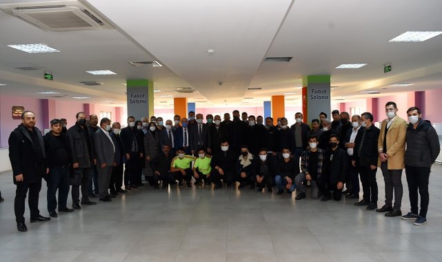 Başkan Okay: "Amatör spor kulüpleri gençlere değer katıyor"