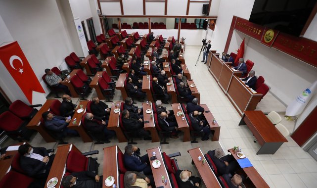 Başkan Yüce, muhtarlarla bir araya geldi