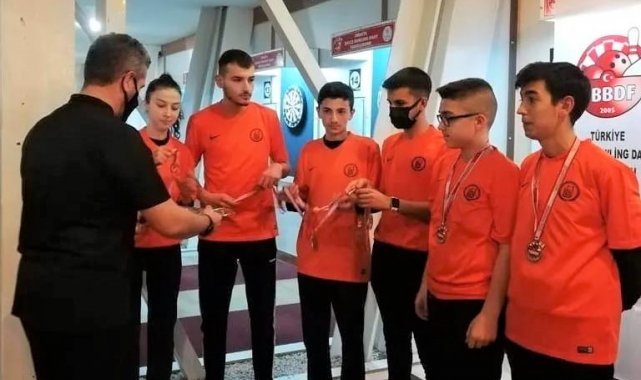 Bayburt Üniversitesi Dart Şampiyonasında 2. oldu.