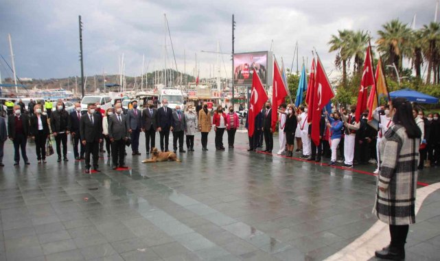 Bodrum'da Öğretmenler Günü kutlandı