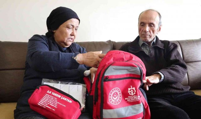 Bu proje 65 yaş üstü vatandaşlara güvenli ortam sunuyor