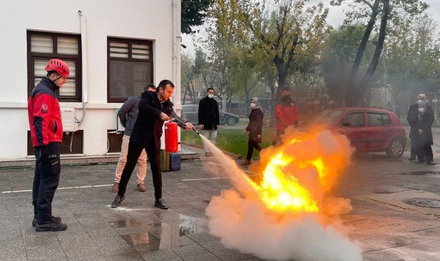 Büyükşehir personellerine acil durum eğitimi verildi
