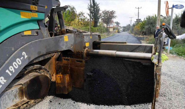 Çakırlar'a 1,5 kilometre sıcak asfalt