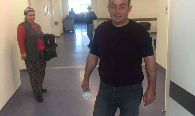 Devrilen traktörün sürücüsü hayatını kaybetti