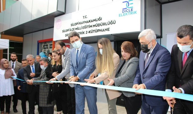 Dicle Elektrik Silopi'de "Z kütüphanesi" açtı