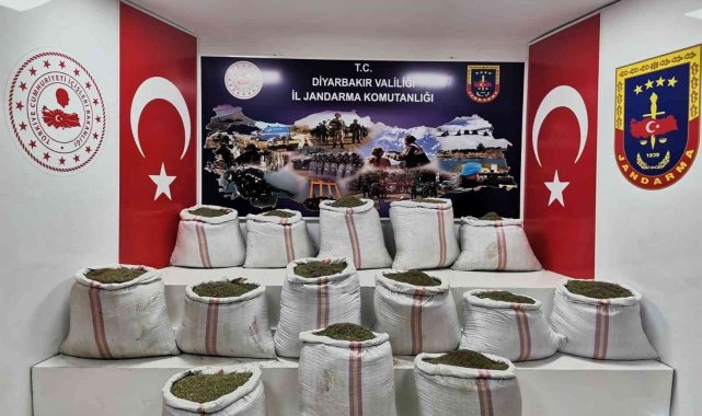 Diyarbakır'da 7 günde 676 kilogram esrar ele geçirildi