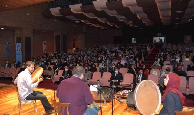 DÜ'de Yunus Emre ve Hacı Bektaş Veli anıldı