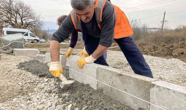 Düzce'de parksız mahalle kalmayacak