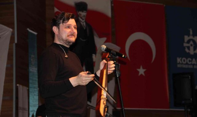 Ekin Uzunlar'dan kemençe resitali