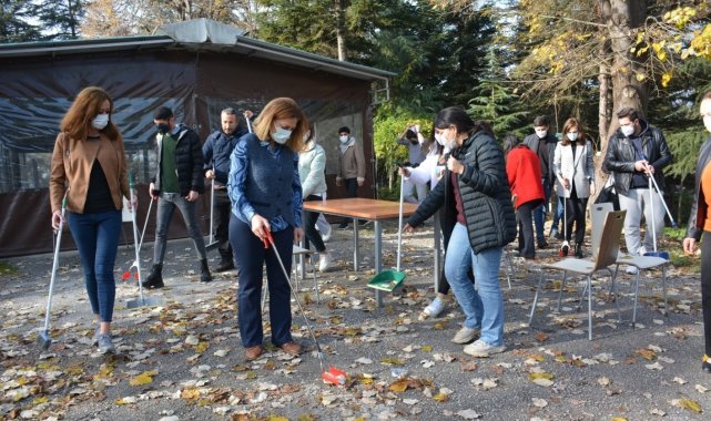 Ellerine faraş alıp temizlik yaptılar