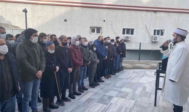 Esenyurt'ta fırtınada hayatını kaybeden 48 yaşındaki şahıs son yolculuğuna uğurlandı