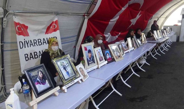 Evlat nöbetindeki aileler 817 gündür çocuklarını HDP ve PKK'dan istiyor