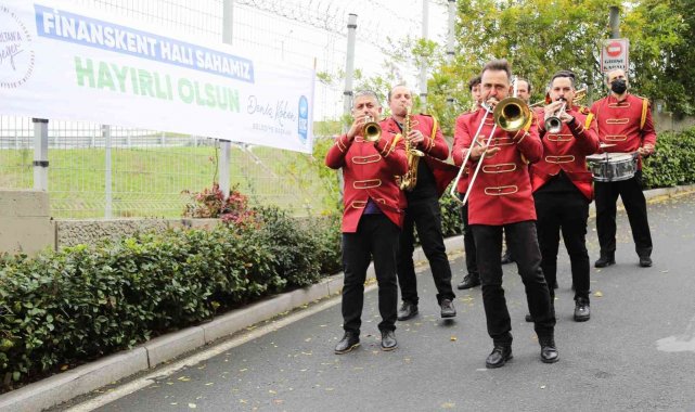 Eyüpsultan Finanskent halı sahası açıldı