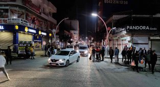 Fenerbahçe taraftarı Galatasaray derbisi sonrası Silopi'de kutlama yaptı