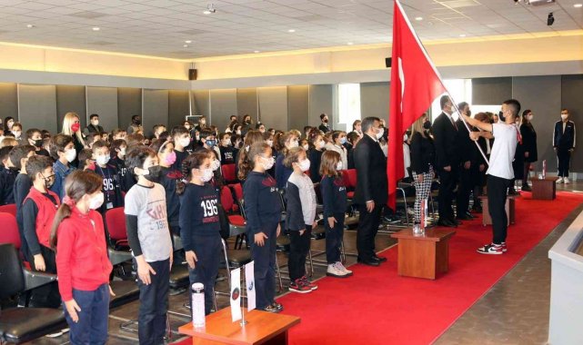 Gaziantep Kolej Vakfı'nda Öğretmenler Günü kutlandı