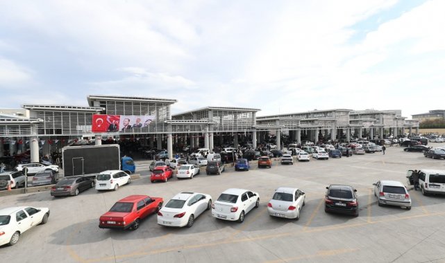 Gebze'ye oto pazarı açıldı