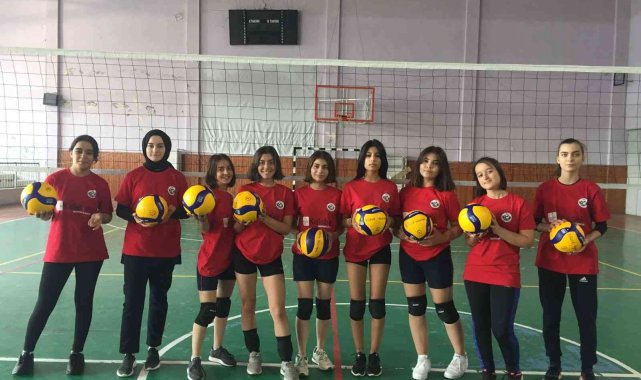 Genç yetenekler başarılı antrenörlere emanet