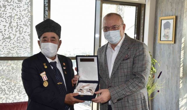 İsmi köprüye verilen Gazi Fidan'dan Başkan Ergün'e teşekkür ziyareti